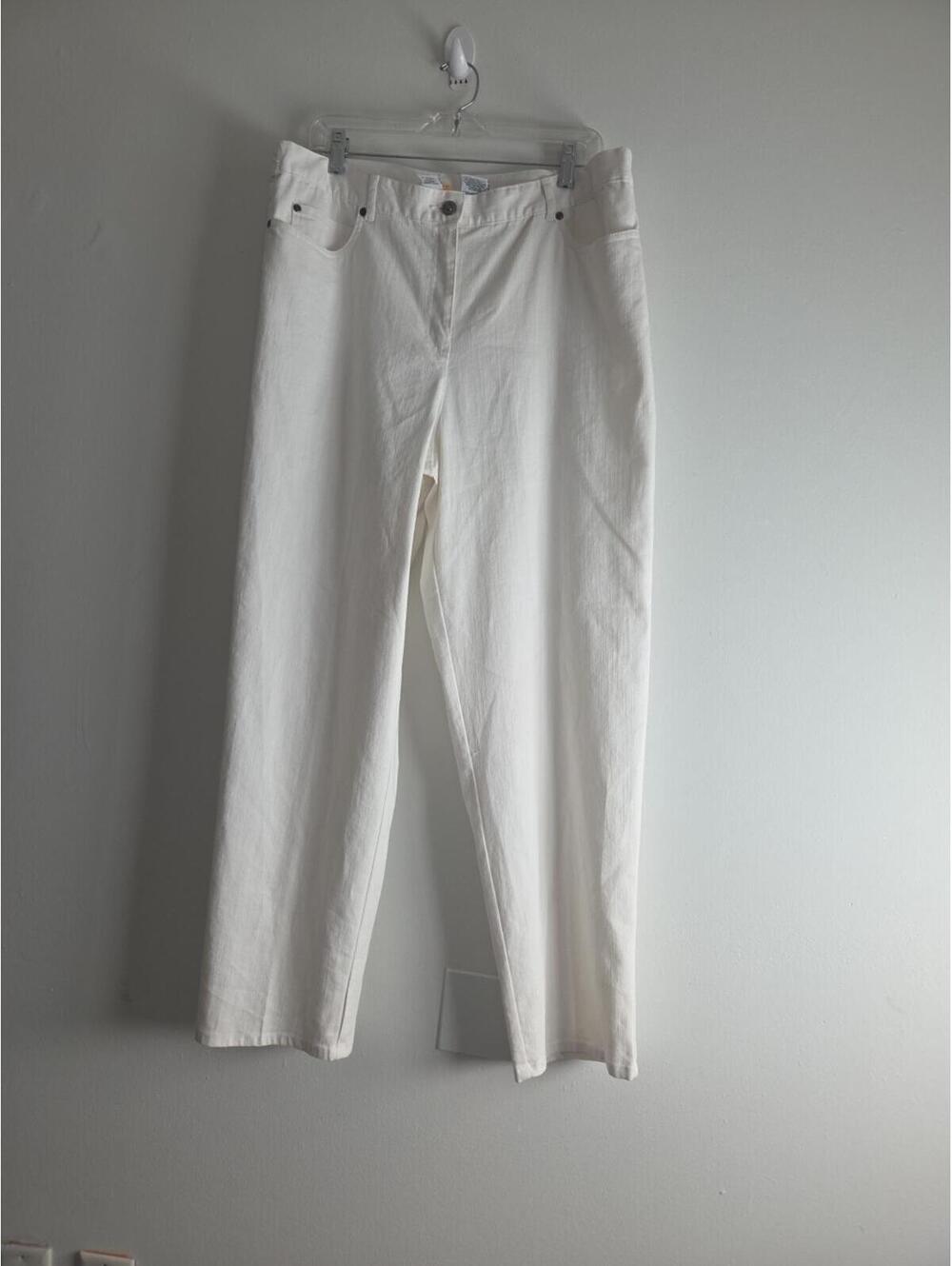Nwt Ruby Rd Classic Straight leg (white size 16)